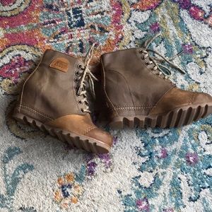 Sorel PDX wedge boots